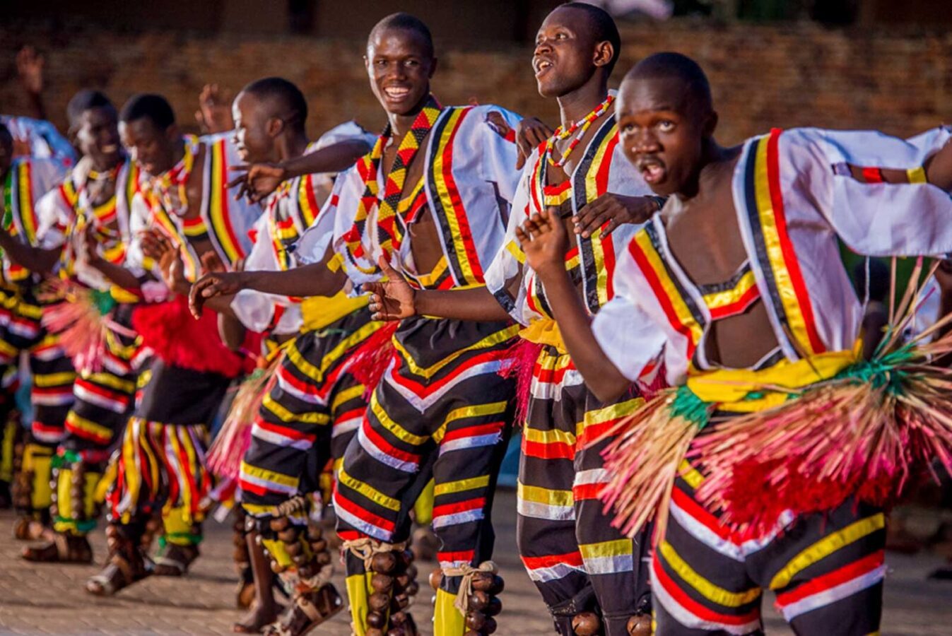 uganda-cultural-dancing